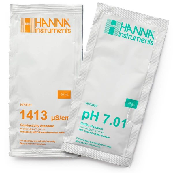 Sobres con solución de 1,413 µS/cm y pH 7.01 (20 pzas. x 20 mL,10 pzas. de cada uno) HANNA HI77100C